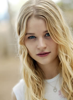 Grace Hall :: Emilie de Ravin Grace