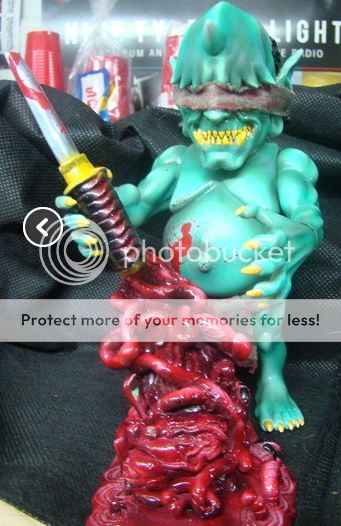 would love these debris sofubi Debris1_zps992ad43a