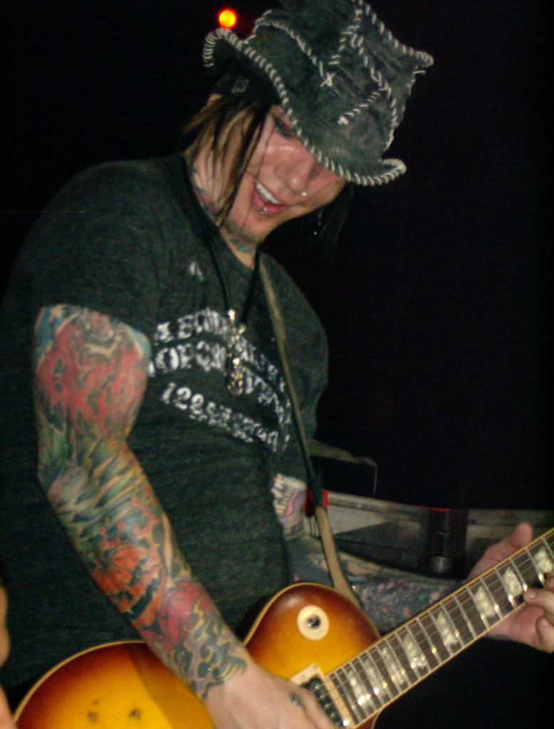 [FOTOS] DJ Ashba (Si quieren poner fotos de Nicole...buensimo :hihi:) - Pgina 31 HPIM3901