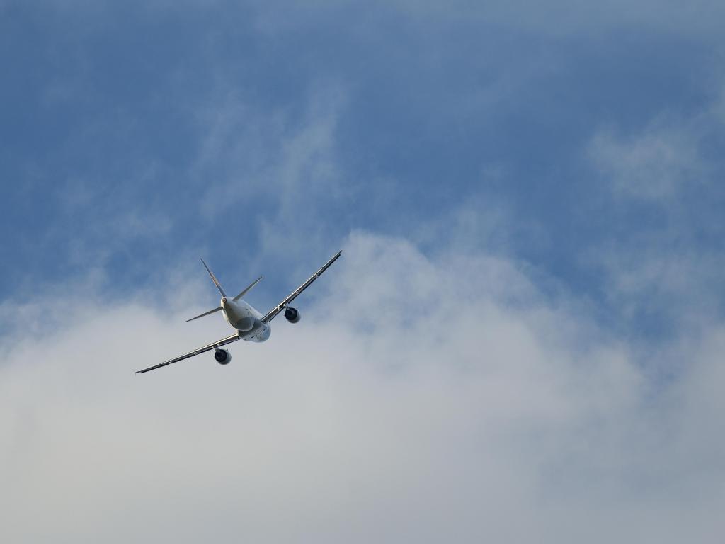 Aeroportul Bucuresti ( Henri Coanda/Otopeni )- Noiembrie 2012 D-aibd1