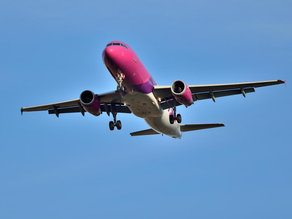 Aeroportul Bucuresti ( Henri Coanda/Otopeni )- Noiembrie 2012 Wizz