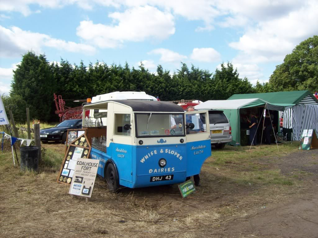 A few pics from Chingford Steam Fair 100_4031