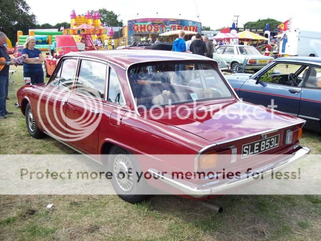 A few pics from Chingford Steam Fair 100_4060