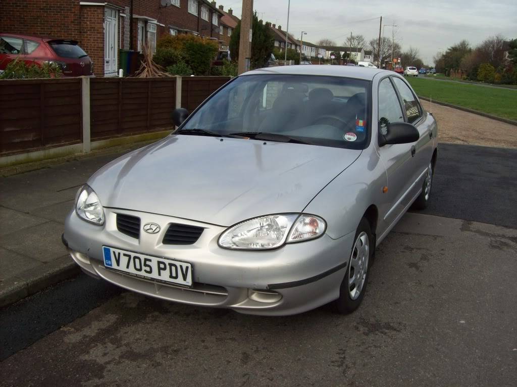 [SOLD]  Hyundai Lantra 1.6 5 Door Saloon V reg 2000 LHD Petrol/LPG £450 [ SOLD ] Picture005