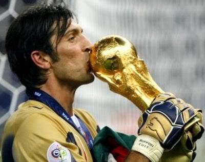 The best kepper of the past decade Buffon