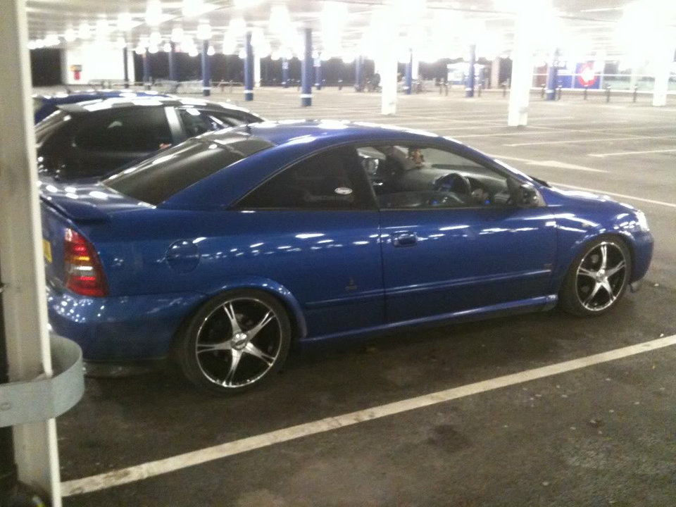 Astra Coupe SE2 2.2 IMG_0127