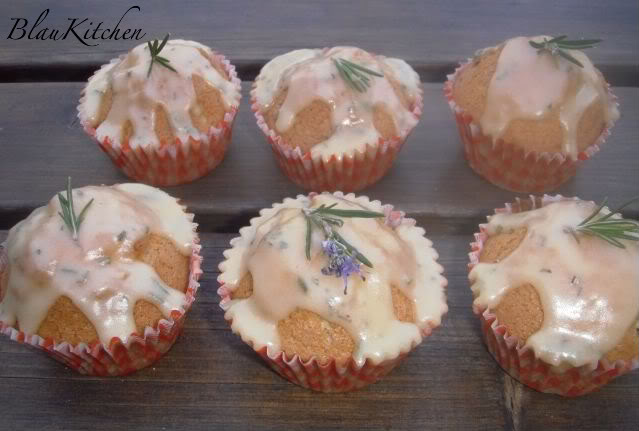 Tutorial Cupcakes III y Cupcakes Hortensia P1220701