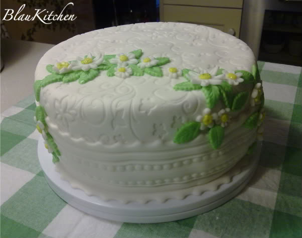 Tarta Marguerite con Fondant - Kenwood KM-070 TricolorFondant