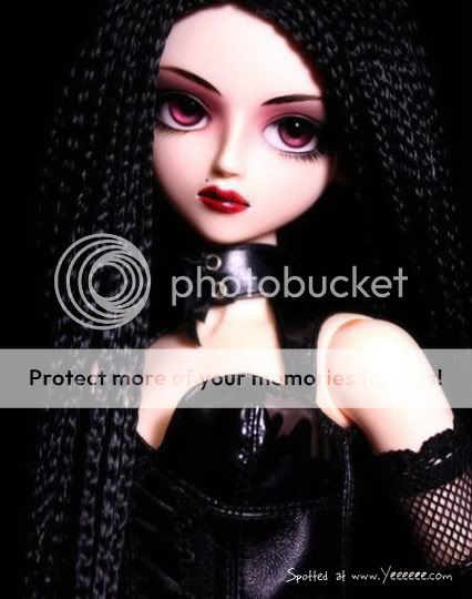 Beautiful Dolls 012