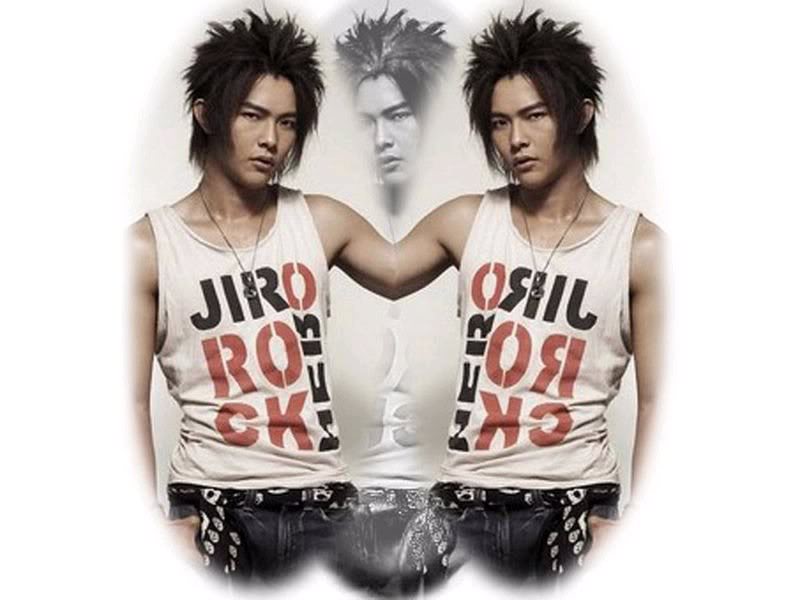 »--»(¯`·(Pic of Jiro ).·´¯)«--« Lung linh lung linh Iol