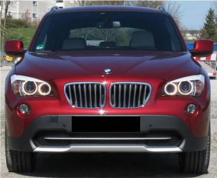 BMW X1 FrontView