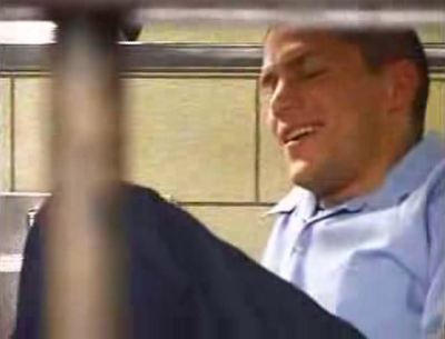 Wentworth Miller (photos et vidéos) - Page 5 PrisonBreakbehindthescenesS163