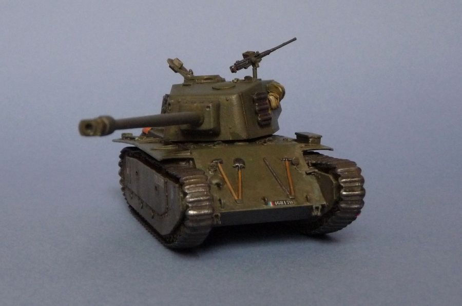 ARL 44 Cromwell  1/72 - Page 2 P1080048_zps951e018e