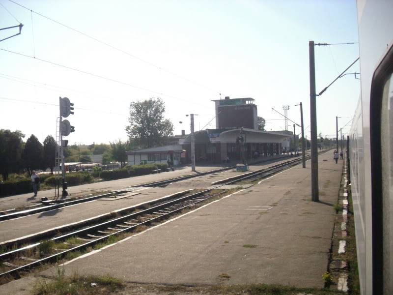 100 : Bucuresti Nord - Rosiori Nord - Craiova - Caransebes - Timisoara IMG_0496