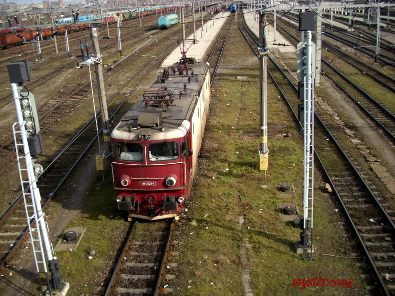 LOCOMOTIVE CLASA 40 (Vol. I) - Pagina 2 IMG_1791