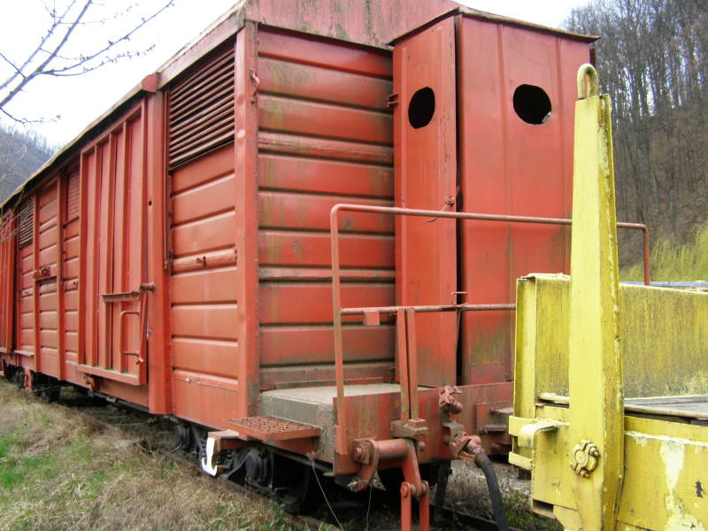 Un tren uitat de timp la Nadrag P3231039