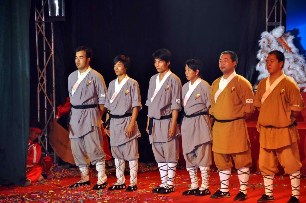 Giao lưu võ thuật truyền thống giữa đoàn Hiệp hội giao lưu văn hóa hải ngoại tỉnh Quảng Đông và đoàn LSR Hằng Anh Đường 2010 10-1