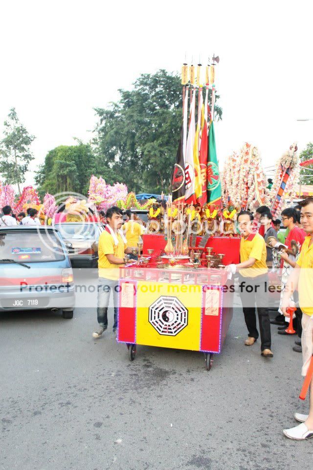 Lễ hội ở Kota Tinggi, Malaysia 2012 396904_402214719836609_1428554961_n