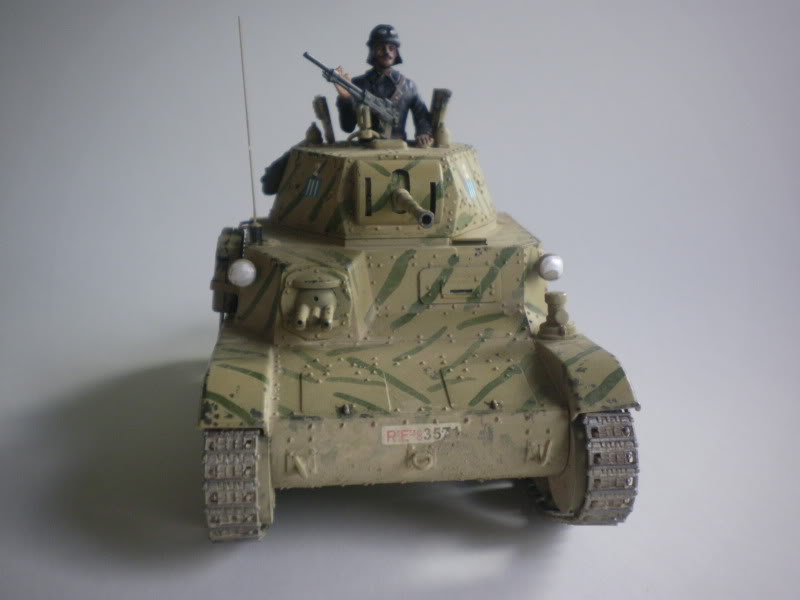 Carro Armato M13-40   Zwezda Dhc