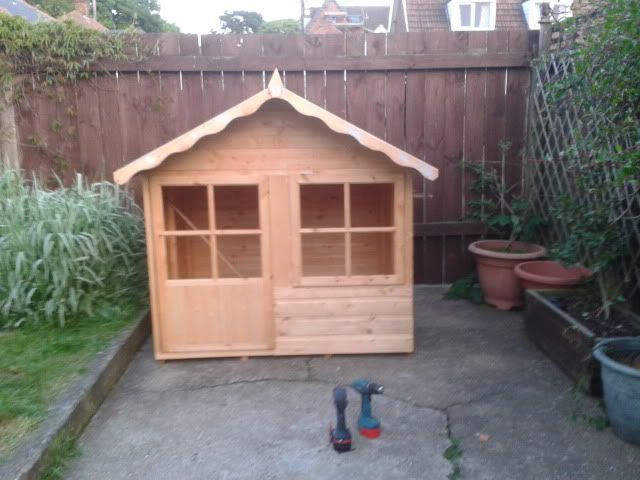 Playhouse is here - FINISHED, Buns are in! 2012-06-04205731