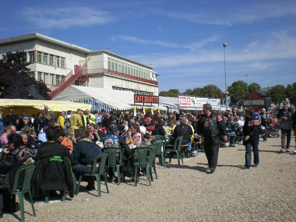 [regroupé] Rassemblement  à Evreux ce dim. 21 Sept 08 DSCN2837