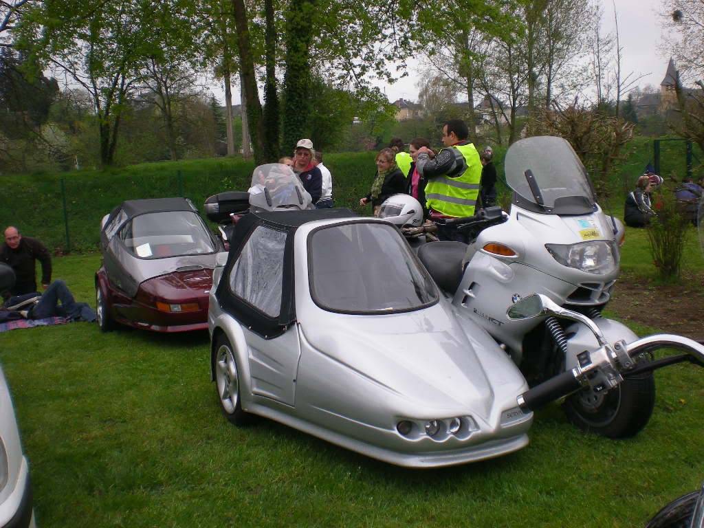 Précigné en Sarthe le monde du 3 roues...... DSCN3559