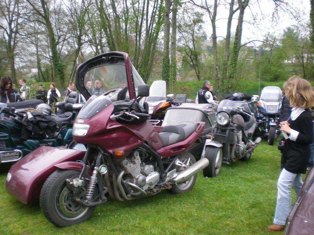 Précigné en Sarthe le monde du 3 roues...... DSCN3568