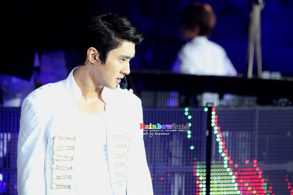 Siwon [시원] - Page 2 IMG_5684_e