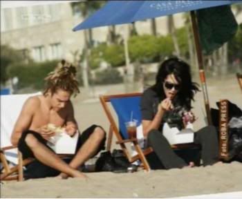 [Photos] Bill & Tom - Plage LA - Page 2 4-1