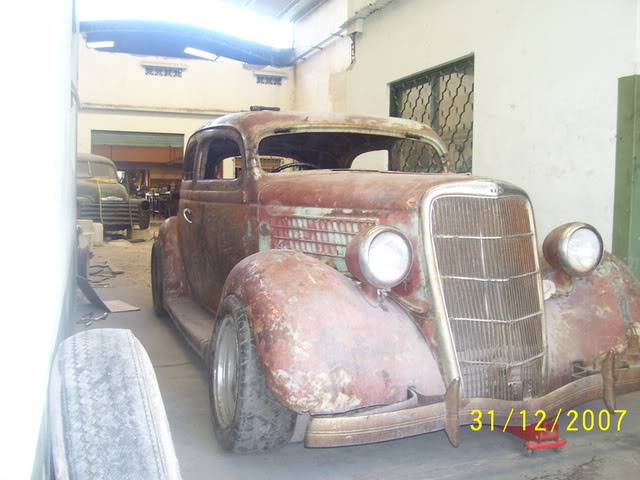 35 Ford Sedan 2dr en construcciòn Ford35-01