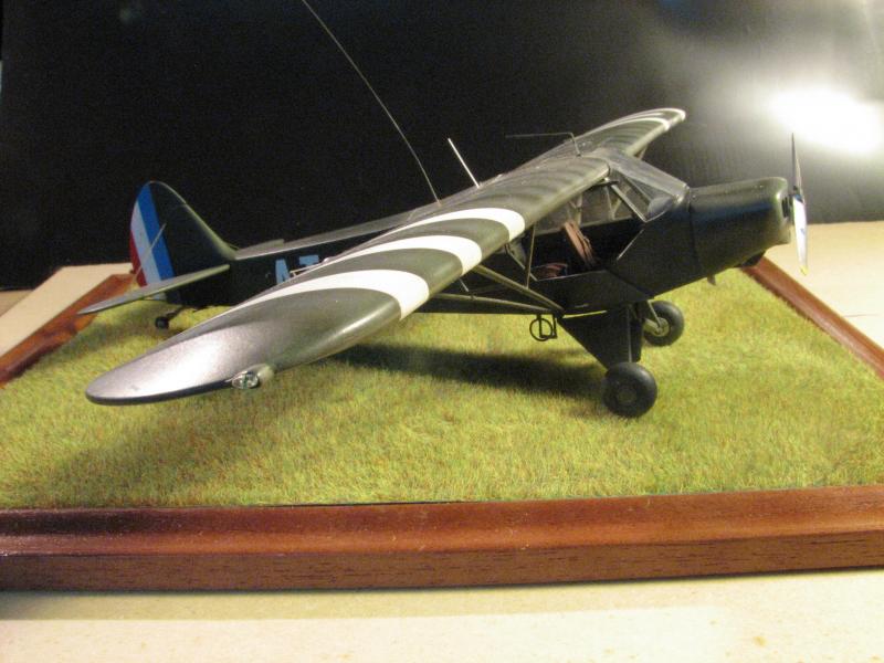 (Maquettiste) Piper L21( pendant mon absence) A2_zps15efef2f