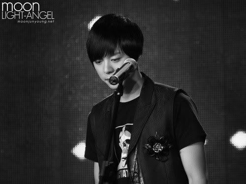 [PICS] Moon JunYoung [PERFORMANCE] Image21