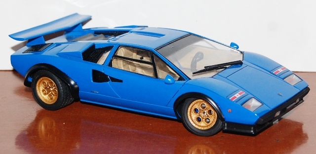 Lamborghini Countach LP500S Wolf Version 2 LamborghiniCountachLP500SWalterWolf21_zps51cb9ef4