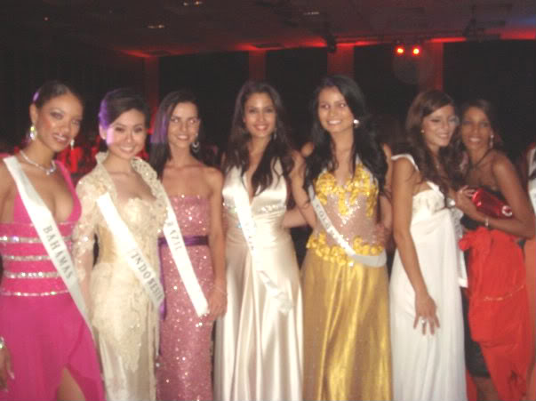 Miss World Indonesia - Sandra Angelia Welcomedinner5