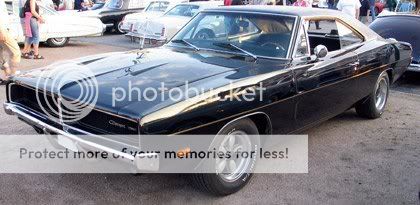 Charger Pictures, Images and Photos