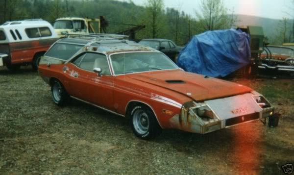 photos de station wagon et corbillards - Page 3 1971_dodge_challenger_station_wagon