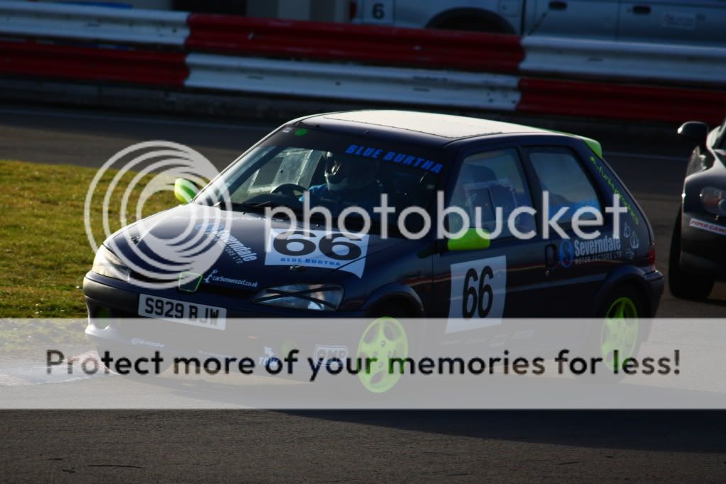 Llandow track day 12/02/2011 Just to wet your whistle DPP_0142