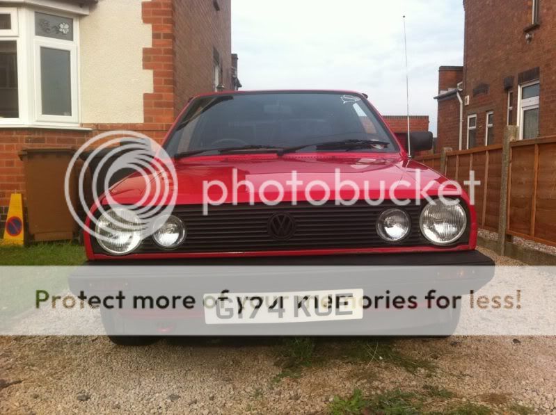 1990 Volkswagen Polo Coupe S 1300cc in Red 317006_10150422865666410_764716409_10203154_1413513754_n