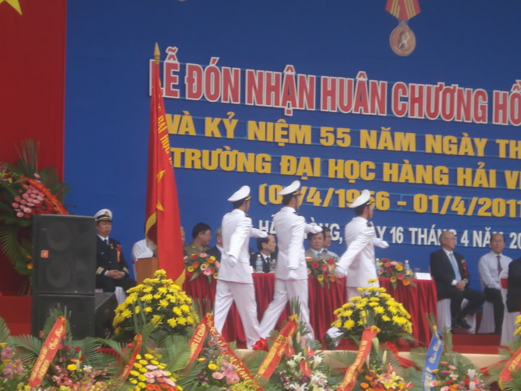 Diễu binh - Kỉ niệm 55 năm thành lập trường Đại học Hàng Hải Việt Nam DSC03685