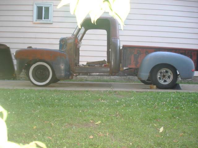 JBS10, Johnny's 51 Chevy Pick~'em up project - Page 2 DSC00953