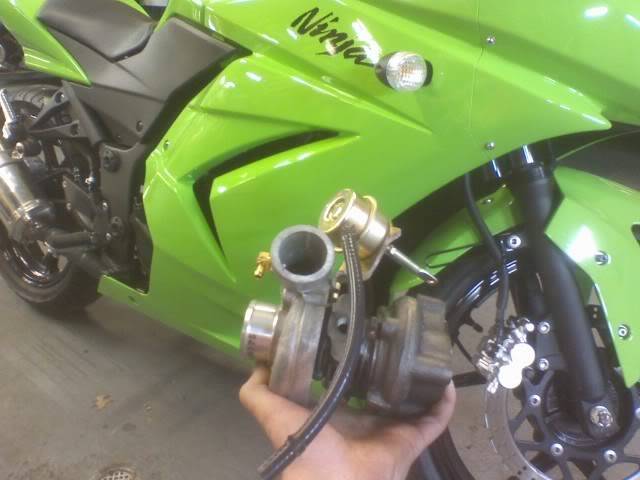 Ninja 250R with Turbo, WTF! GT15