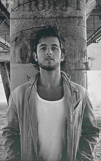 Justin Chatwin Justin10