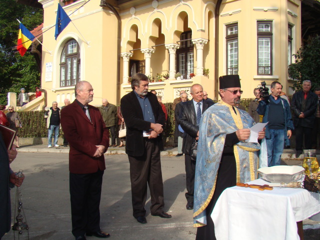 20 octombrie 2012, eveniment dedicat memoriei sonetistului Mihai Codreanu 1-002-9