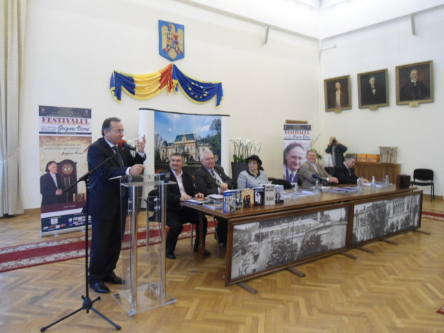 Festivalul Internaţional de Poezie „Grigore Vieru” 10-002