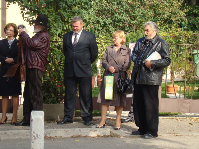 20 octombrie 2012, eveniment dedicat memoriei sonetistului Mihai Codreanu 3-004-5