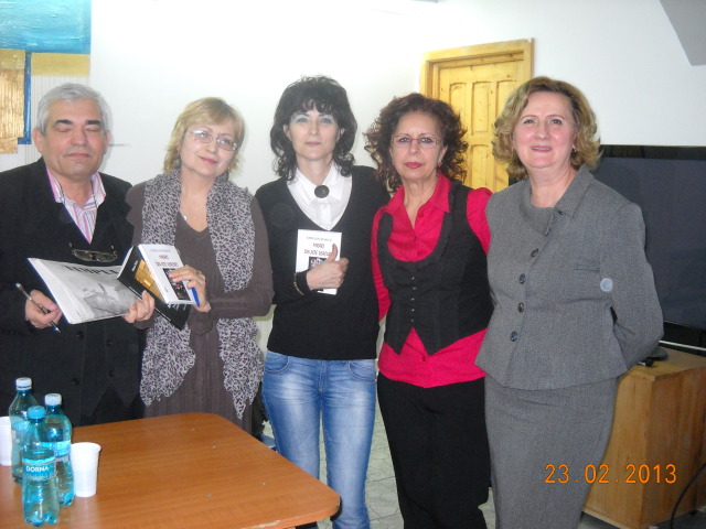 23 februarie 2013-Lansare de carte, Aventura lecturii, Poezie română contemporană, Mioara Bahna DSCN6029