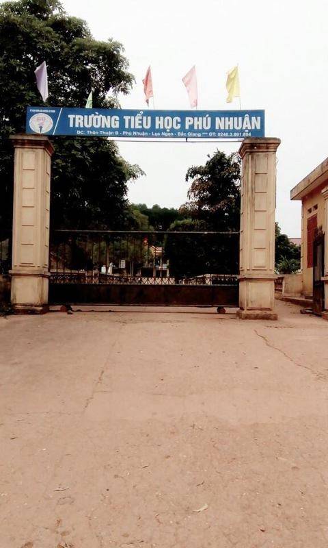 CHƯƠNG TRÌNH ÁO ẤM CHO EM VÙNG CAO TRƯỜNG TIỂU HỌC XÃ PHÚ NHUẬN LỤC NGẠN BẮC GIANG 12380610_419350234935190_1112770630_n%201