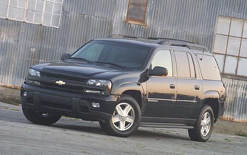 The cars we love & My MGB 2003_chevrolet_trailblazer_24876-E