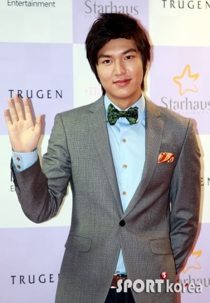 صور يوم ميلاد لي من هو 2010 20100621_minoz_2-417x600LeeMinhowan