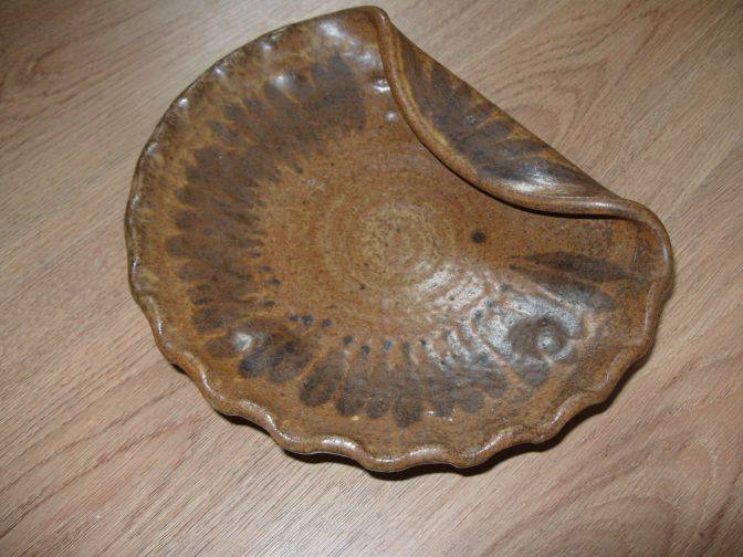 Does anyone recognise this studio pottery mark Jackie%20plate%201_zpscybysohy